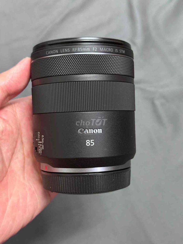 Ống kính Canon RF 85mm F2 Macro IS STM Đen. Mua bán Máy ảnh, Máy quay tại Quận Hải Châu Đà Nẵng được đăng bởi Toản Nguyễn hình 1