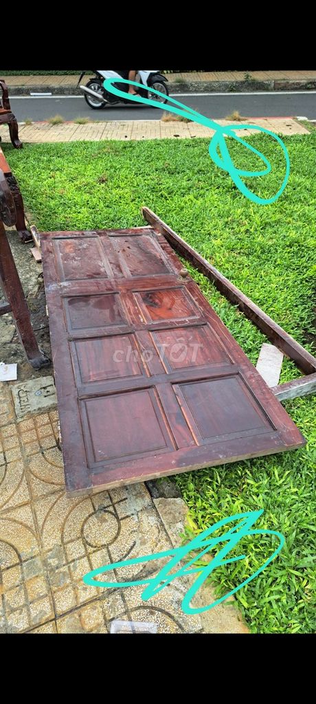 Cánh cửa có khung bao đầy đủ 214×90×3cm