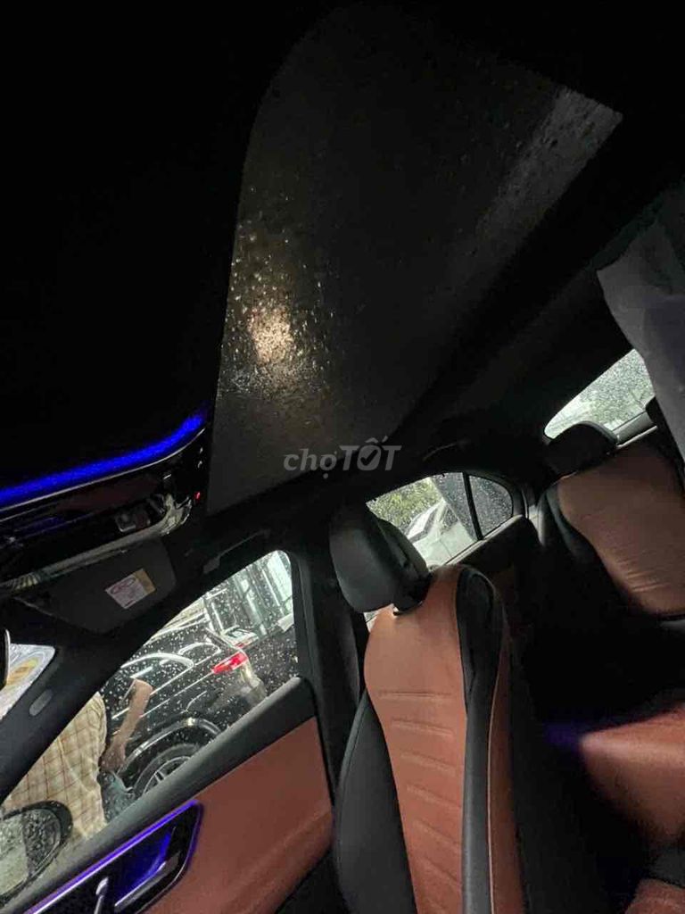 Mercedes C300 AMG 2025 г.в., рег. 2026, пробег 8000 км