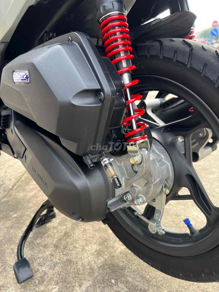 AB 4val 2025 3.900km chính chủ 60 có bán trả góp. Mua bán Xe máy tại Huyện Trảng Bom Đồng Nai được đăng bởi cửa hàng xe máy Trần Sơn  hình 10