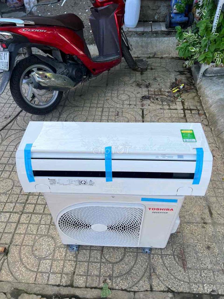 Máy lạnh Toshiba inverter 1hp mới 95%