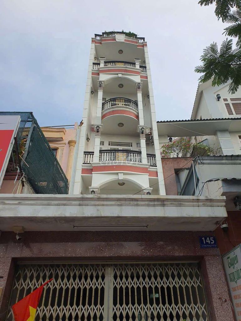 Аренда · 8 комн. · 80 м² · Quận 6, ул. Đường Lý Chiêu Hoàng