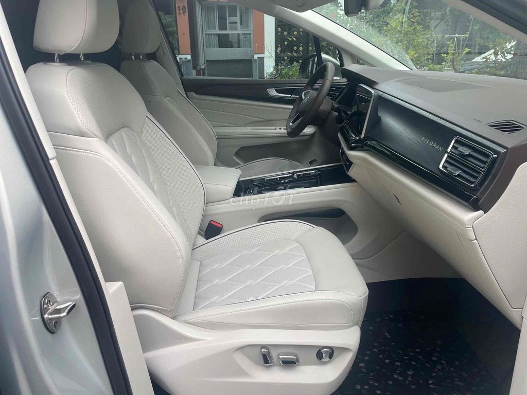 Volkswagen Viloran Luxury 2025 Bạc 1500 km. Mua bán Ô tô tại Quận 7 Tp Hồ Chí Minh được đăng bởi Tran Huu Manh hình 6