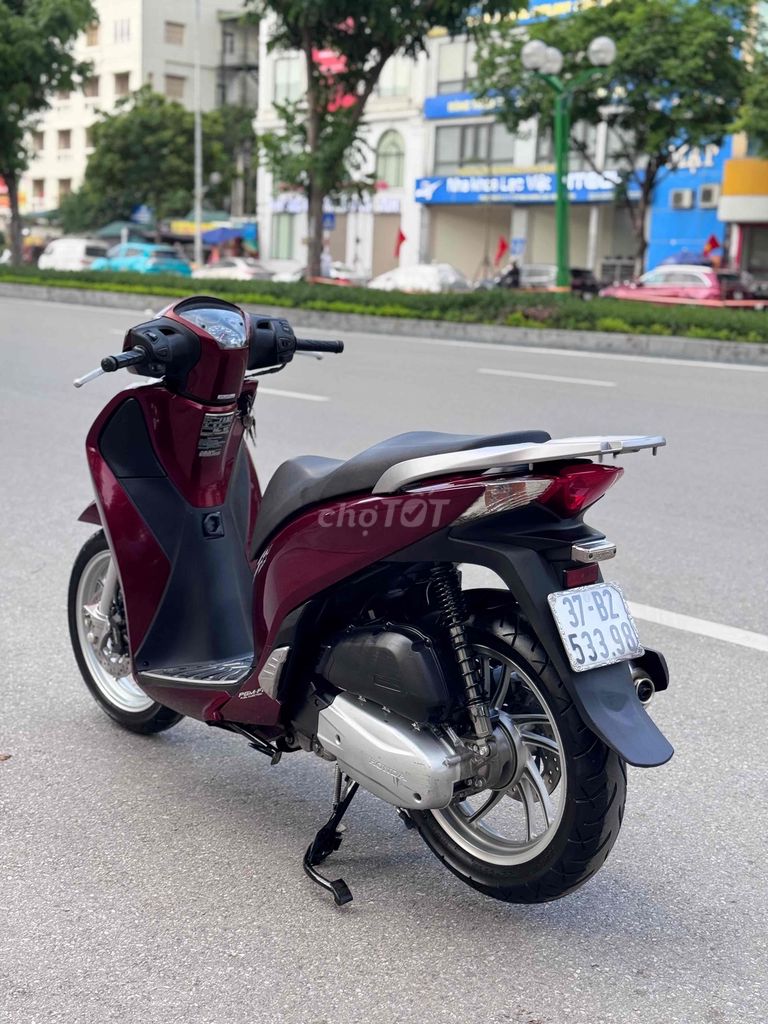 Sh 150fi đại chất sơn zin máy zin 100% 1 chủ. Mua bán Xe máy tại Quận Cầu Giấy Hà Nội được đăng bởi nguyễn bích thuỷ hình 5