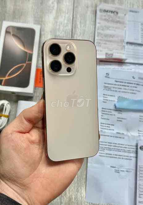 iPhone 16 Pro Max 256GB Sa mạc. Mua bán Điện thoại tại Thành phố Thủ Dầu Một Bình Dương được đăng bởi Đỗ Trùng Dương hình 1