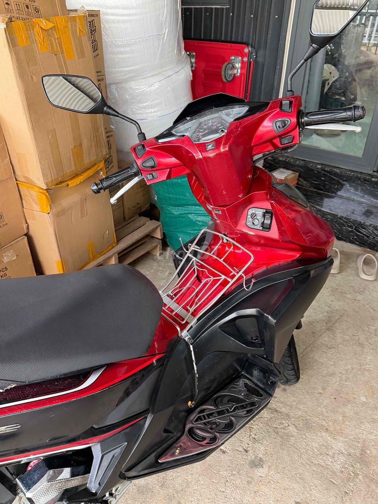 Honda Air Blade 2016 Đỏ đen. Mua bán Xe máy tại Thành phố Đà Lạt Lâm Đồng được đăng bởi Mai Dung hình 8