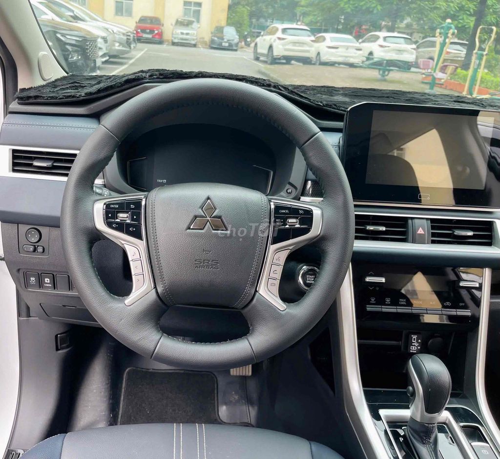 Mitsubishi Xpander Cross sx 2025 lướt 4000km. Mua bán Ô tô tại Quận Cầu Giấy Hà Nội được đăng bởi Cao Quý hình 9