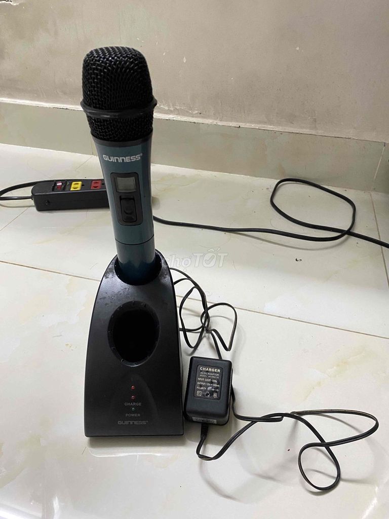 Micro không dây Guinness Đen. Mua bán Tivi, Âm thanh tại Quận Gò Vấp Tp Hồ Chí Minh được đăng bởi Nguyễn Minh hình 1