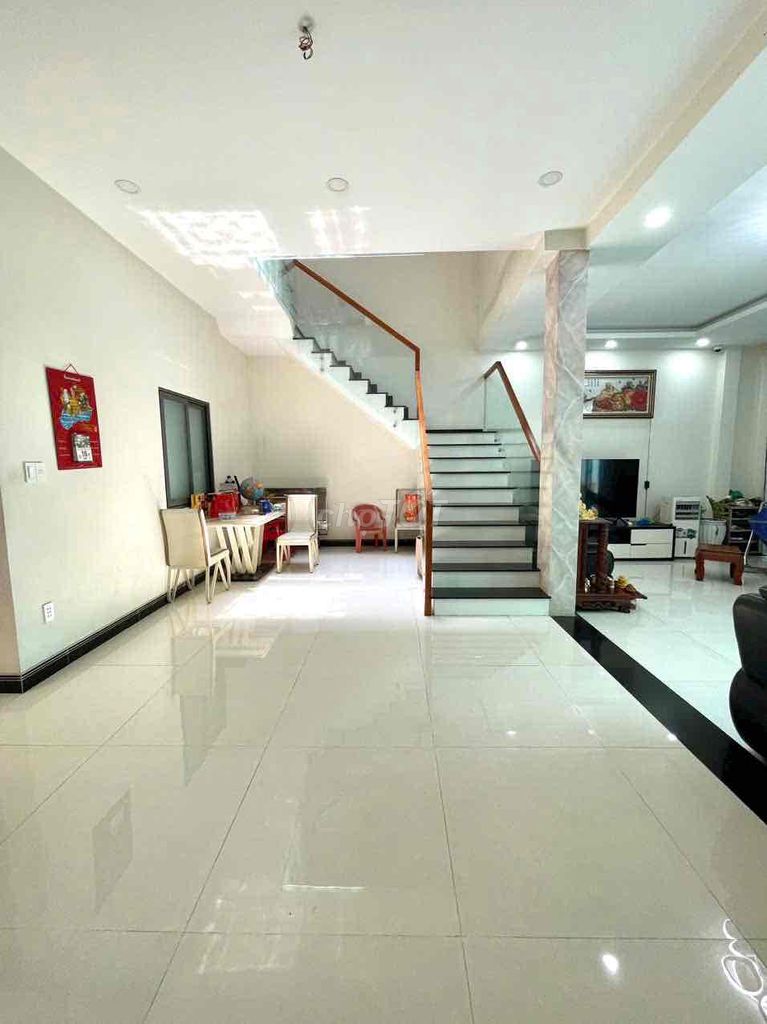 BÁN GẤP NHÀ 2 TẦNG 92,3m2  CHÍNH CHỦ. Mua bán nhà ở tại Huyện Hóc Môn Tp Hồ Chí Minh được đăng bởi Trần Thị Kim Hoang hình 1