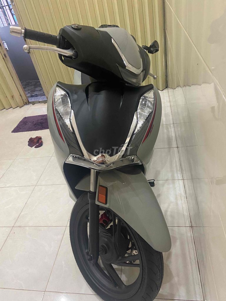 cần ra đi sh 125 xám xi măng. Mua bán Xe máy tại Thành phố Nha Trang Khánh Hòa được đăng bởi Tên chưa cung cấp hình 2