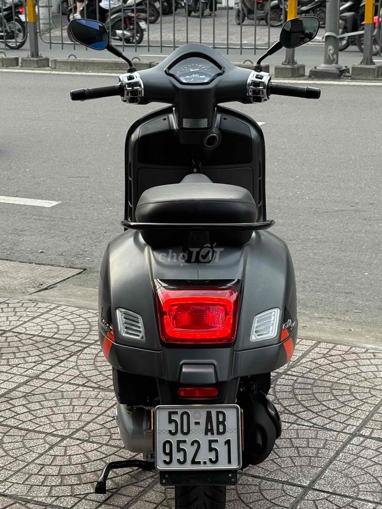 Vespa GTS 150 150 6-2025 KeyLess Smartkey TPHCM. Mua bán Xe máy tại Quận Phú Nhuận Tp Hồ Chí Minh được đăng bởi VESPA Piaggio Quốc Vương  hình 10
