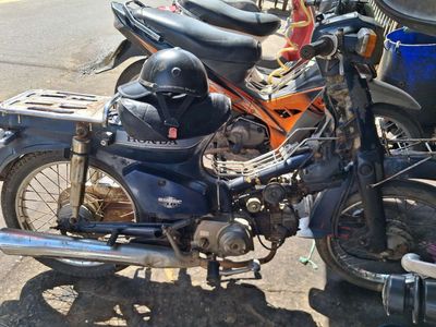 Cần bán xe Cub 70 có đề biển Hà Nội. Mua bán Xe máy tại Thành phố Dĩ An Bình Dương được đăng bởi Lương