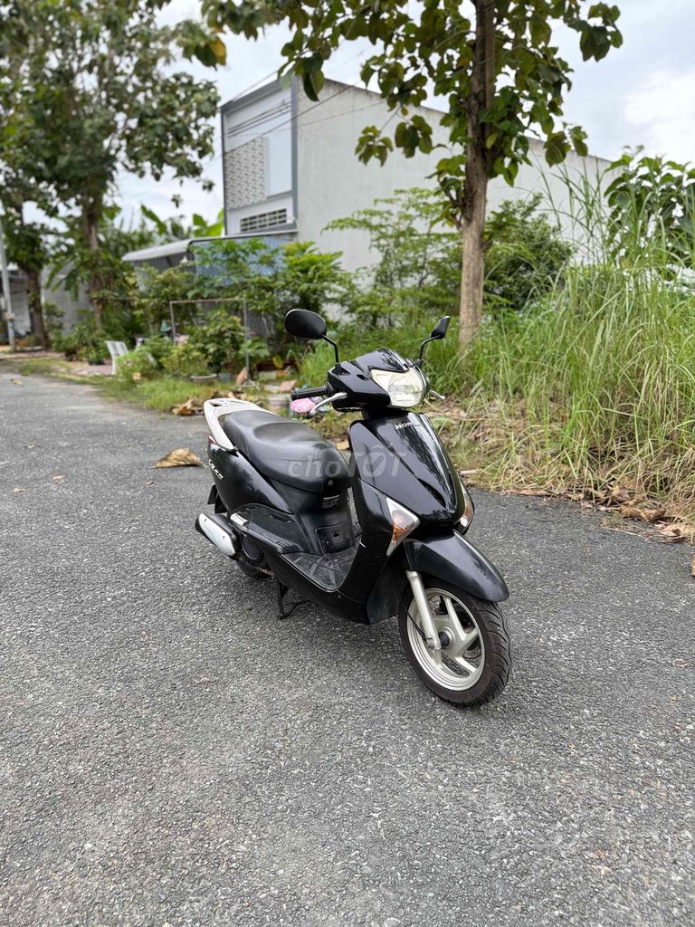 -Honda Lead 110 Fi Máy Zin Êm Mua Chở Đồ Quá Ok. Mua bán Xe máy tại Huyện Phong Điền Cần Thơ được đăng bởi Danh Hà hình 2