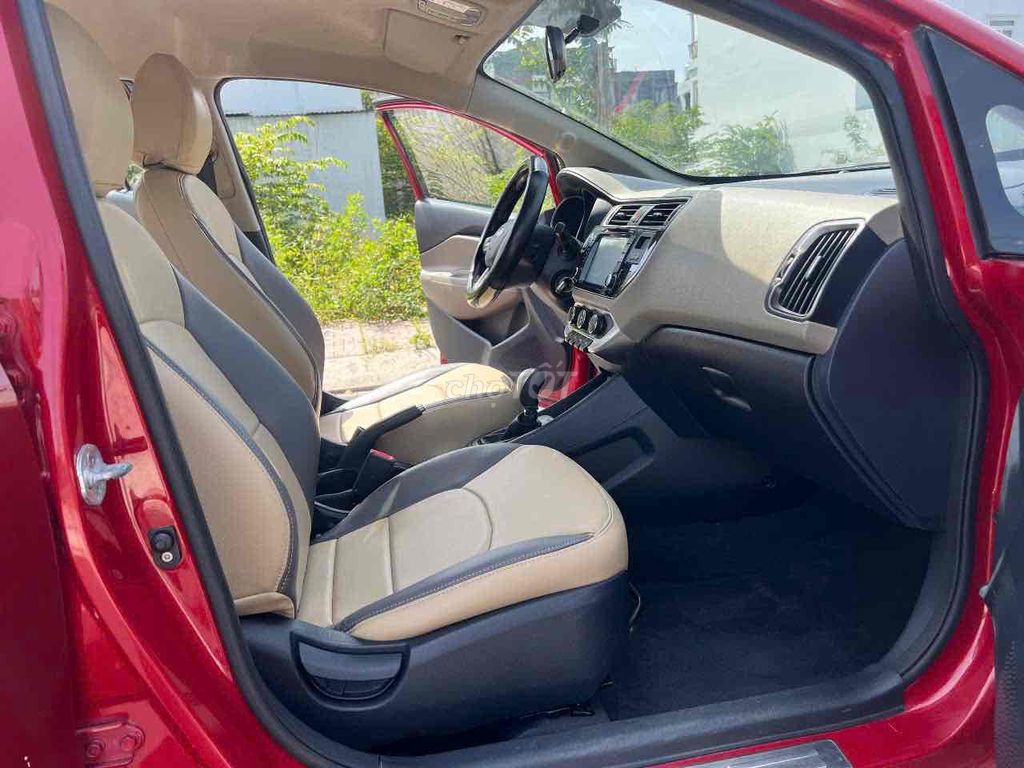 Kia Rio 2015 Số tự động màu Đỏ. Mua bán Ô tô tại Quận 12 Tp Hồ Chí Minh được đăng bởi TRƯƠNG CHÍ LÂM hình 8