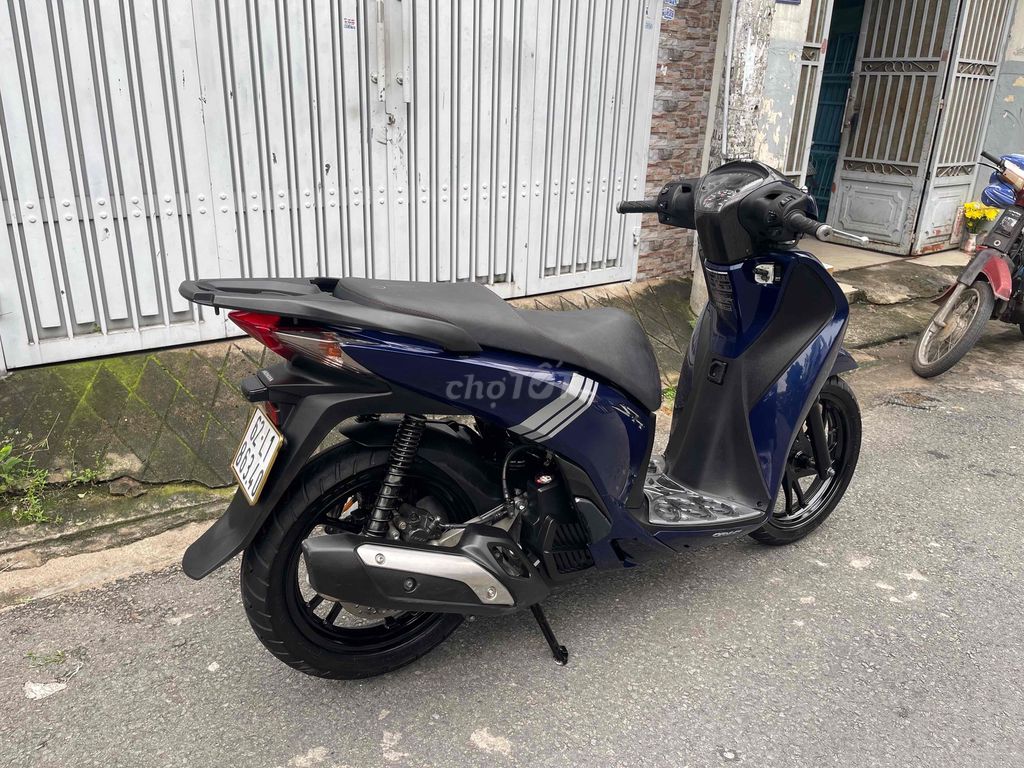 SH 150 2015 9chủ máy bao zin ngon xe bao đẹp. Mua bán Xe máy tại Quận Bình Tân Tp Hồ Chí Minh được đăng bởi HUY hình 5