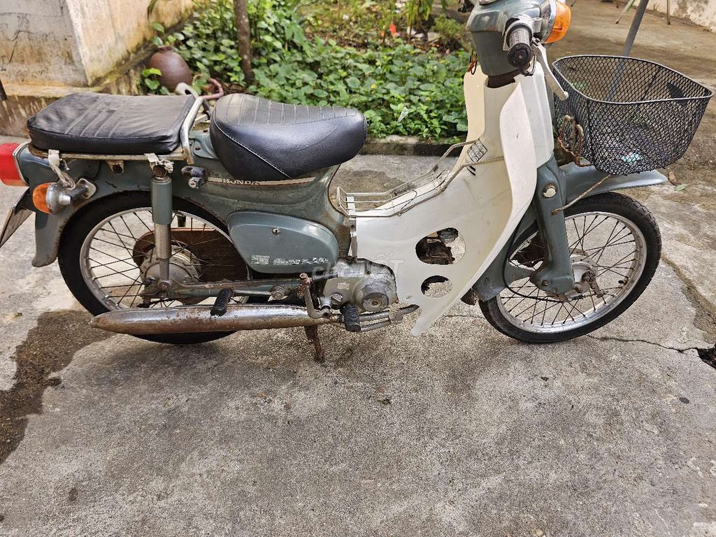 Cần nhượng lại xe cub đang hoạt động bình thường. Mua bán Xe máy tại Thị xã Thái Hòa Nghệ An được đăng bởi vugiang hình 2