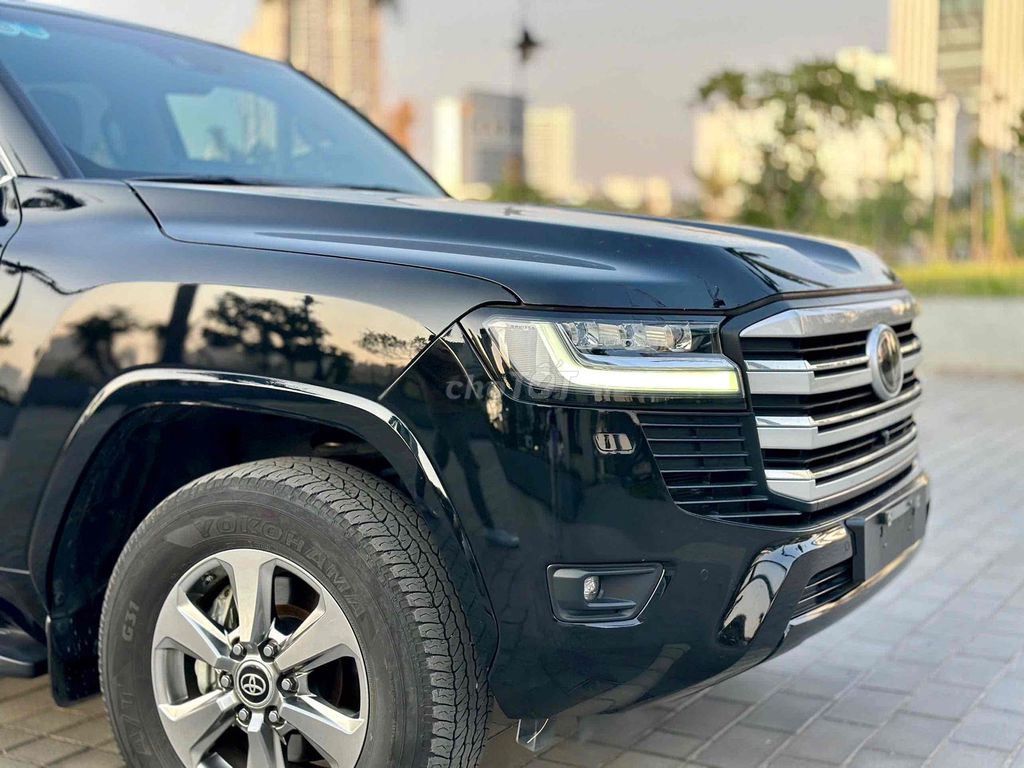 Landcruiser LC300 2021 model 2022 cực chất. Mua bán Ô tô tại Quận Nam Từ Liêm Hà Nội được đăng bởi Đại lý Toyota Mỹ Đình hình 4