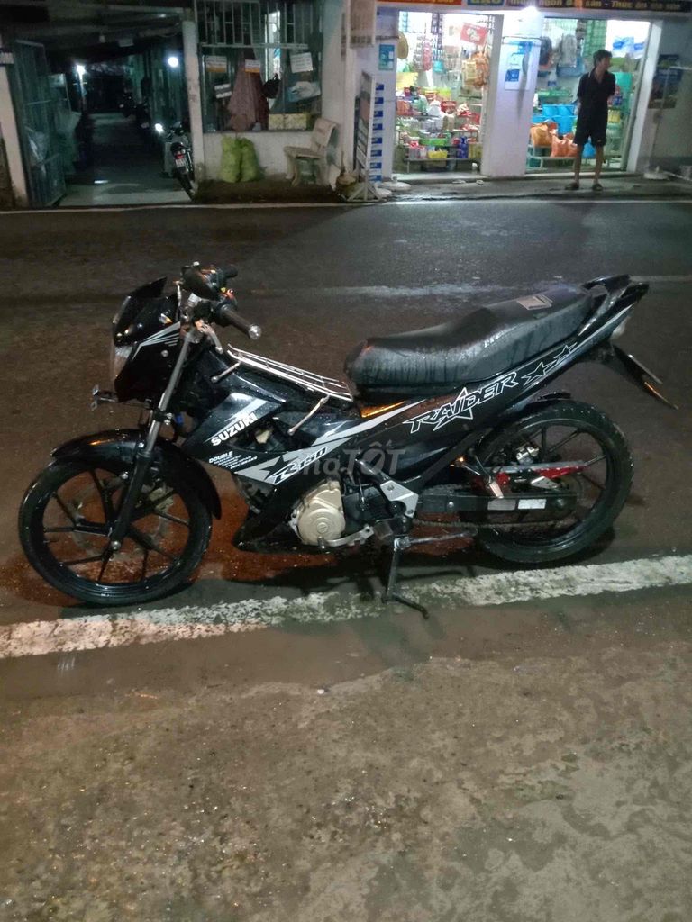 Suzuki rader 150 máy zin êm xe đẹp fun chức năng. Mua bán Xe máy tại Quận Cái Răng Cần Thơ được đăng bởi Cầm Đồ Minh Tấn hình 2