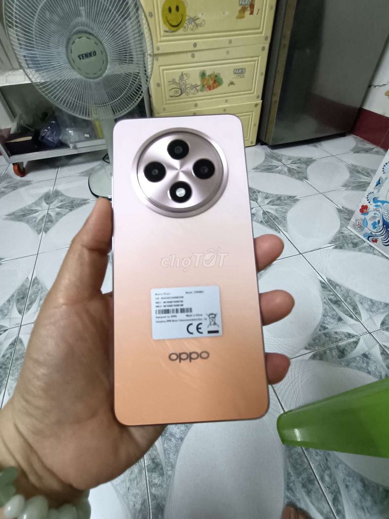 Oppo Reno 12F 5G Ram 8/256GB