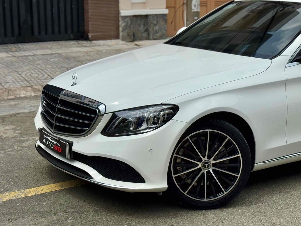 Mercedes Benz C Class 2020 C 200 Exclusive. Mua bán Ô tô tại Quận Bình Tân Tp Hồ Chí Minh được đăng bởi Auto 90 hình 4