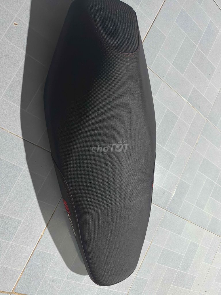 Dư dùng cần chia lại yên zin vario. Mua bán Phụ tùng xe tại Huyện Vũng Liêm Vĩnh Long được đăng bởi Nguyễn Văn Thành hình 1