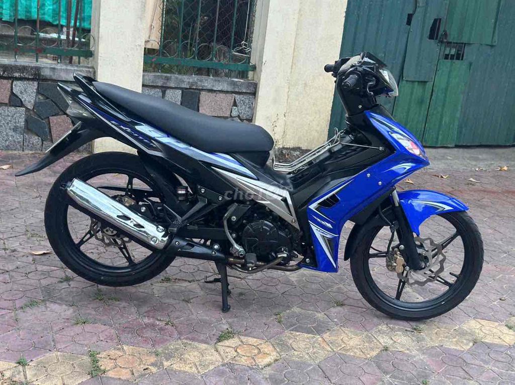 Exciter 135 2012 xún áo 2010 máy ngon giá 18tr5. Mua bán Xe máy tại Thành phố Quảng Ngãi Quảng Ngãi được đăng bởi Hien hình 4