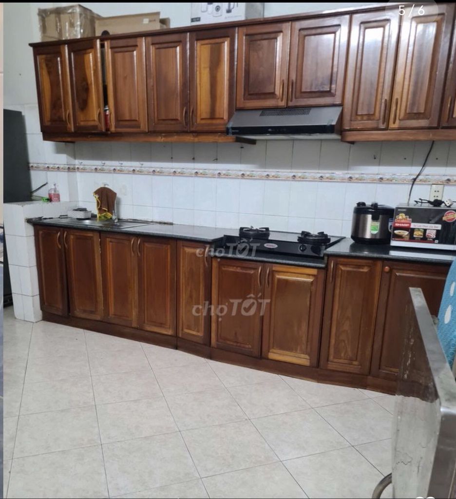 Nhà 4 tầng Mặt tiền Bà Hom, 4.5m x 23m, 4PN, 4WC, cho bán quán ăn luôn