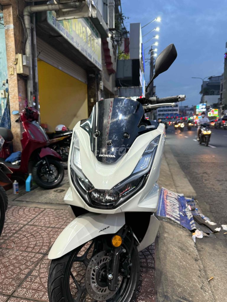 pcx 160-8200 km. Mua bán Xe máy tại Quận Phú Nhuận Tp Hồ Chí Minh được đăng bởi Nhân  hình 1