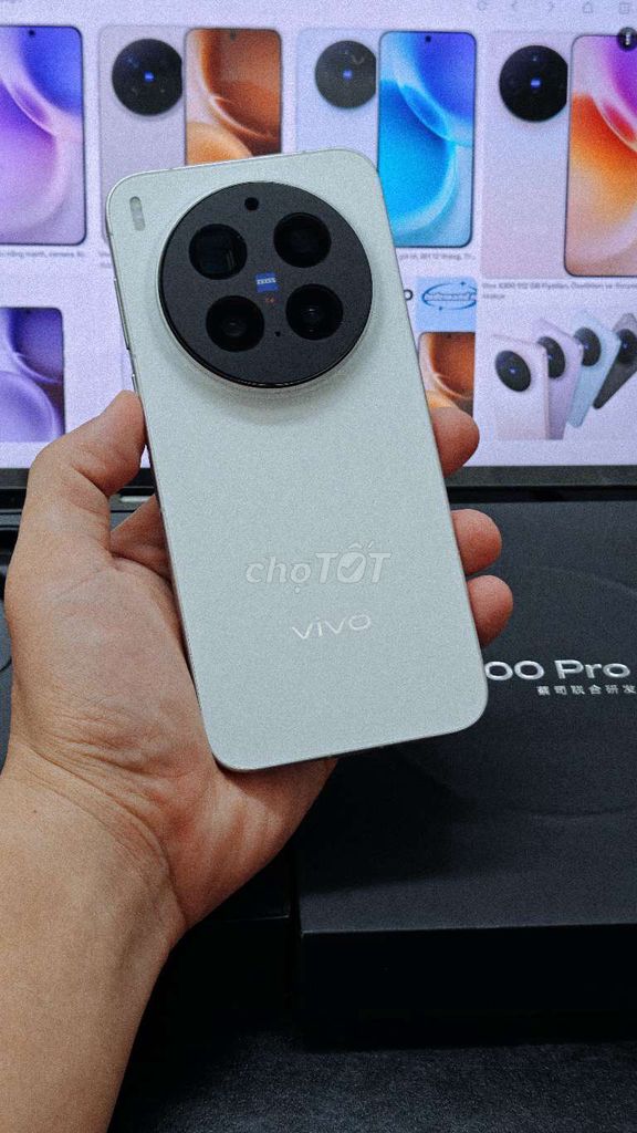 Vivo X300 Pro 16GB/512GB Trắng. Mua bán Điện thoại tại Quận Hà Đông Hà Nội được đăng bởi Tài hình 1