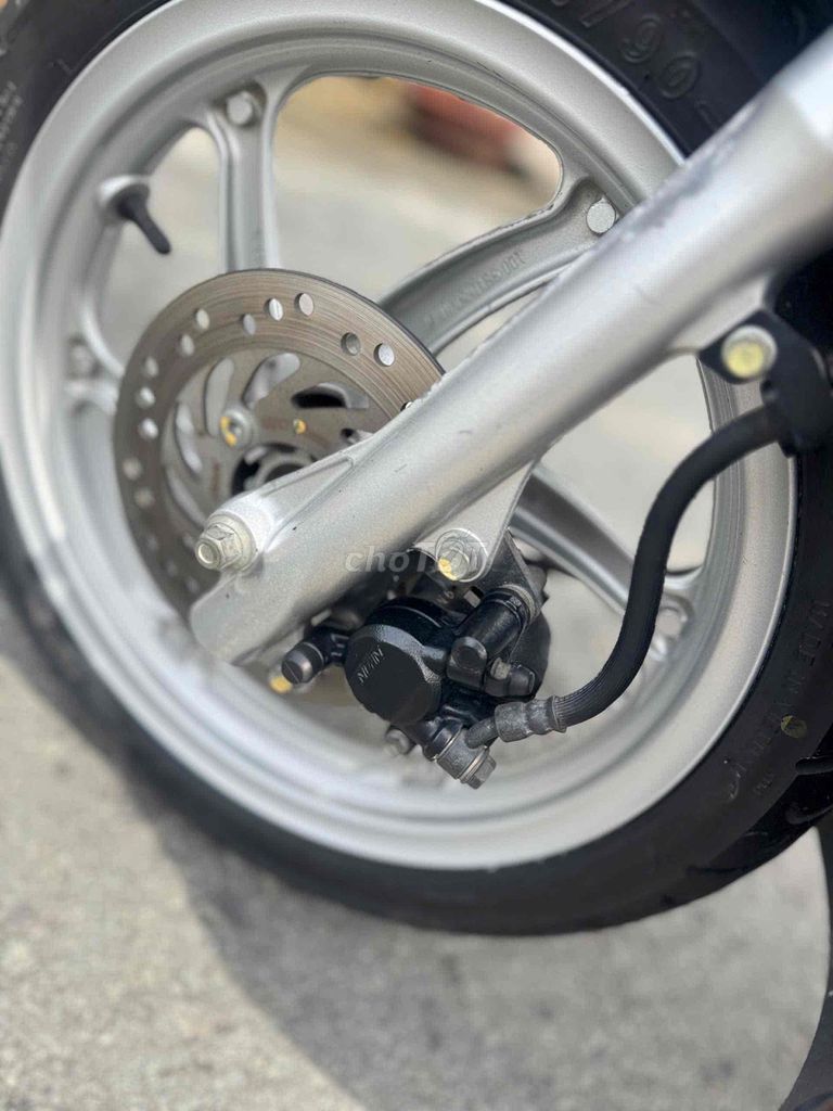 Honda Vision 2019 Smartkey Đỏ. Mua bán Xe máy tại Huyện Củ Chi Tp Hồ Chí Minh được đăng bởi HuỳnhLâm Bổn hình 4