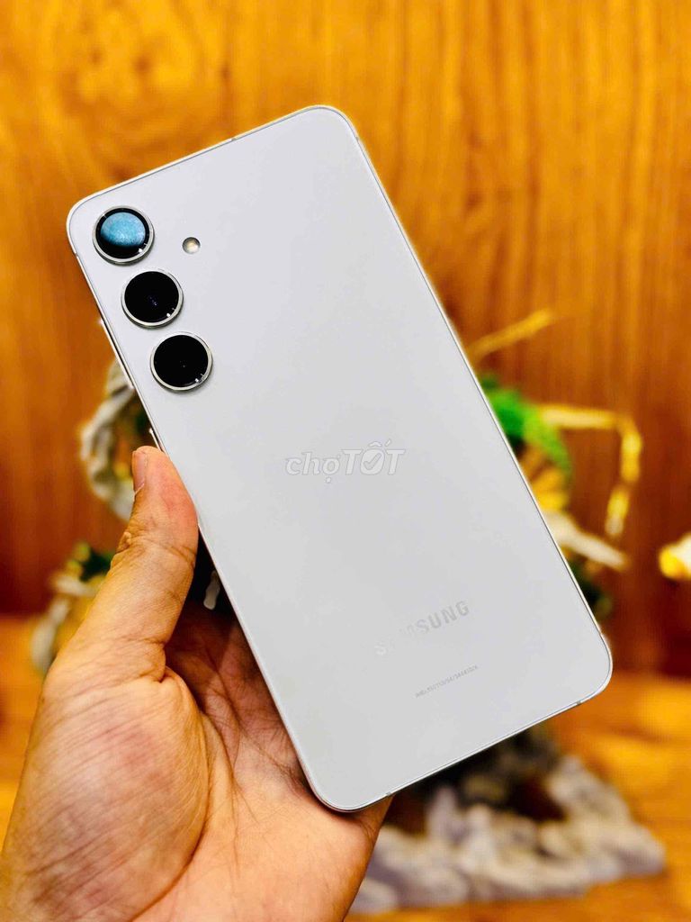 Samsung S24 Plus 256GB Trắng. Mua bán Điện thoại tại Quận 10 Tp Hồ Chí Minh được đăng bởi Trần Như Ngọc hình 1