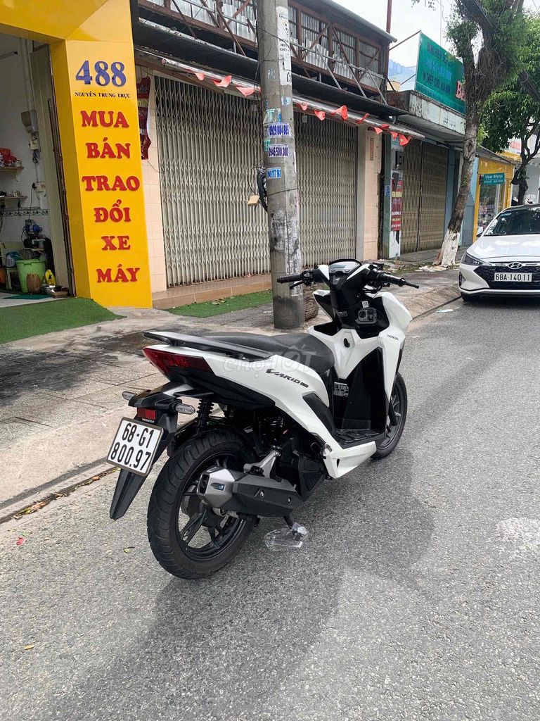 ✅✅ VARIO 150CC 2020 TRẮNG CỰC ĐẸP ODO THẤP VỎ THEO. Mua bán Xe máy tại Thành phố Rạch Giá Kiên Giang được đăng bởi Kali  hình 2