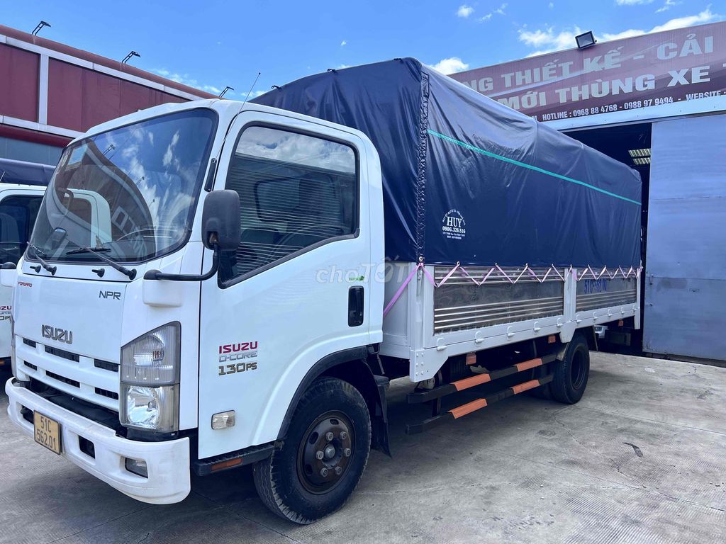 ISUZU NPR 3T5 Mui bạt 5m2 xe zin đẹp Đời 2015