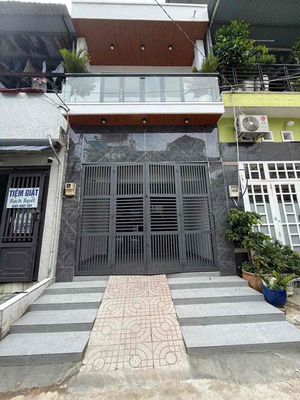 Аренда · 3 комн. · 80 м² · Quận Bình Tân, ул. Đường số 13B