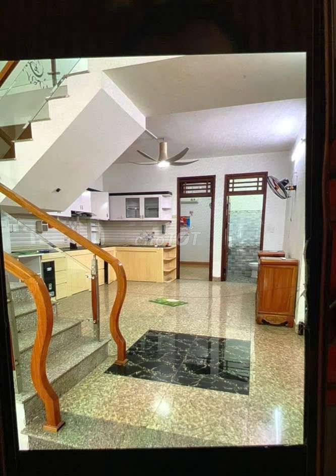 Rent · 3 bd · 125 м² · Quận Liên Chiểu, ул. gần đh bách khoa