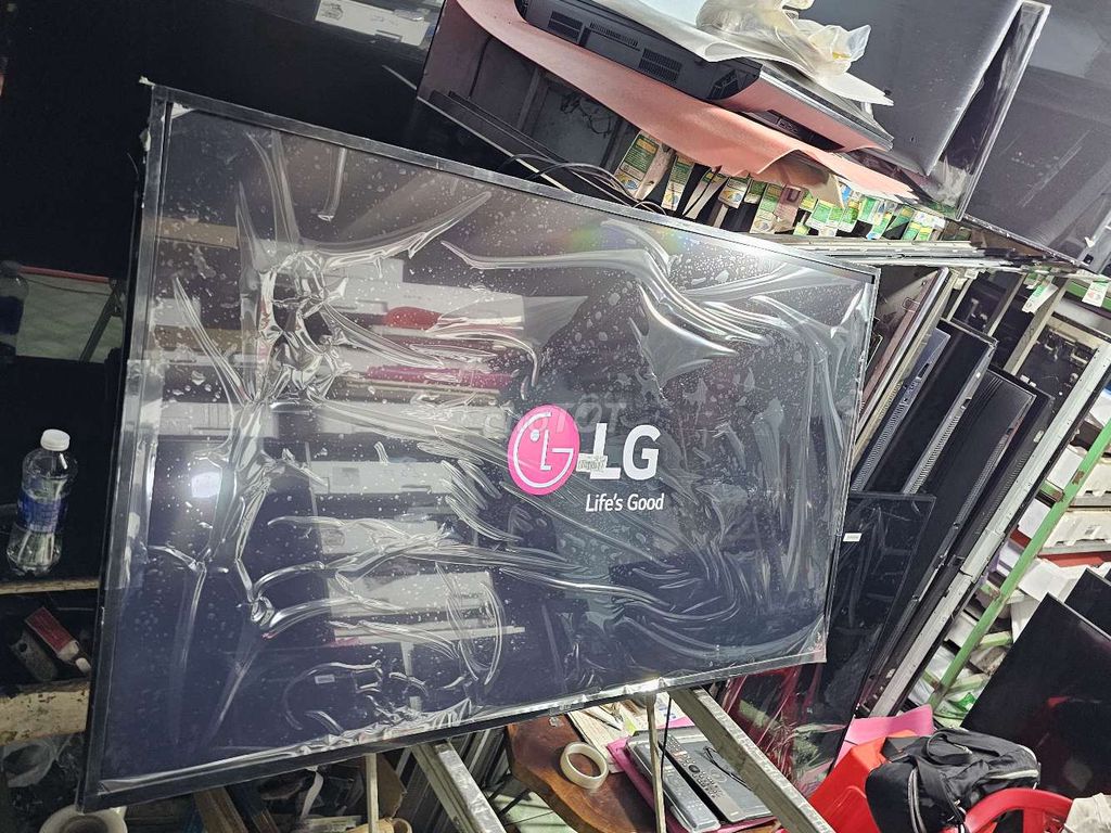 Smart LG 4K 55 inch - 55"UQ7550. 2023 - Keng 99%. Mua bán Tivi, Âm thanh tại Huyện Hóc Môn Tp Hồ Chí Minh được đăng bởi Quốc Vinh hình 1