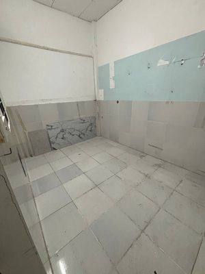 P trệt 1,5 tr. Lâu2 1,8 tr ,cưa số wc riêng, bà chiểu Nga tư hàng xanh