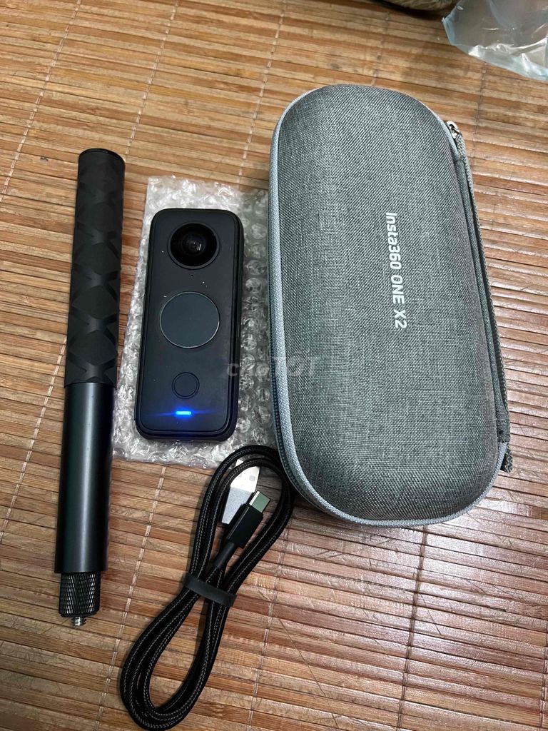 Camera hành động Insta360 ONE X2 Đen. Mua bán Máy ảnh, Máy quay tại Quận Nam Từ Liêm Hà Nội được đăng bởi Nguyễn Châu Long hình 1