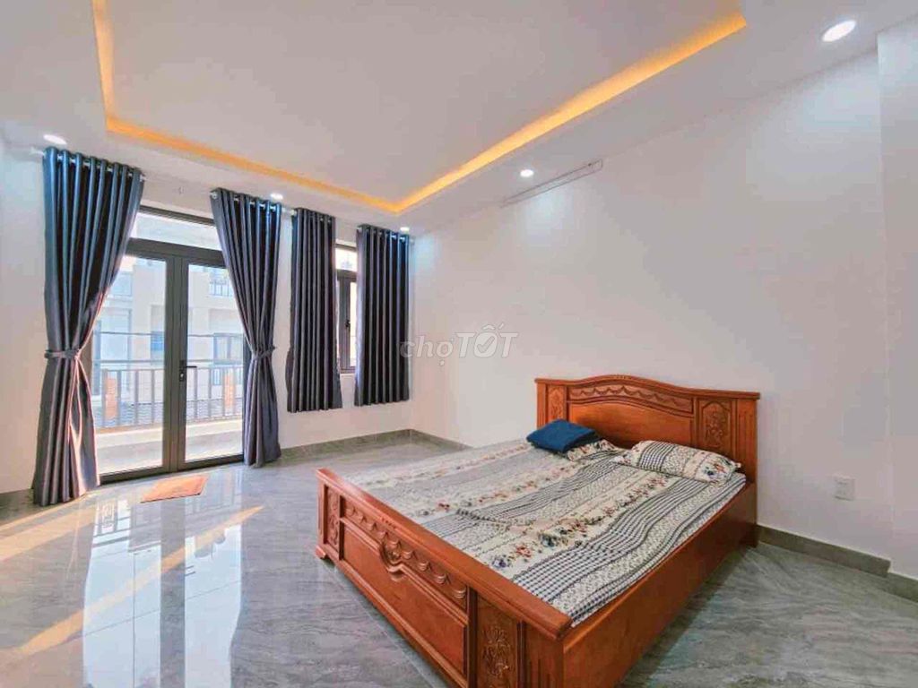 Дом у моста Xây Dựng, Фу Хыу, р-н 9, 77м², 2 этажа, 6,85 млрд, красная книга, дорога 8м