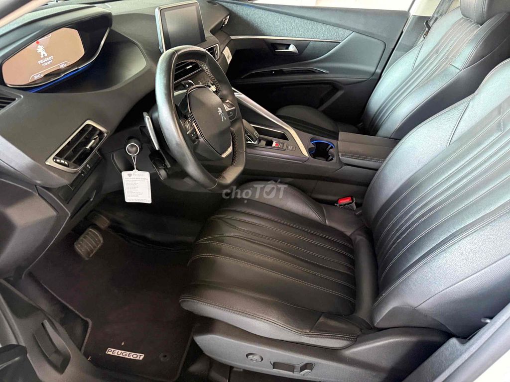 Peugeot 3008 AL 2019 белый 39 000 км