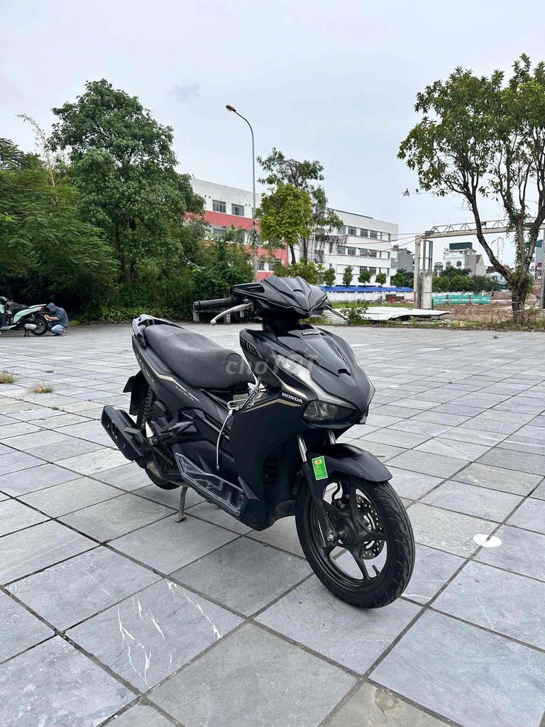 AB 125i 4val Nguyên Bản 2022 Chất_Bảo Hành 2 Năm. Mua bán Xe máy tại Huyện Gia Lâm Hà Nội được đăng bởi Xe Máy Phúc Hưng hình 6