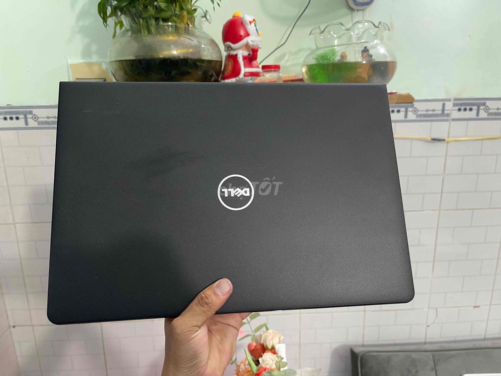 Dell Laptop i5-7th 8GB/128GB Đen. Mua bán Laptop tại Thị xã Tân Uyên Bình Dương được đăng bởi lê âu hình 1