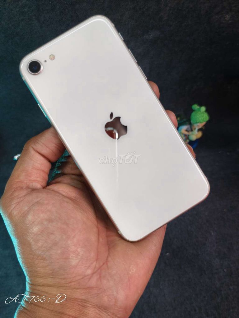 Bán/giao lưu iPhone SE 2022 128GB quốc tế mất vân. Mua bán Điện thoại tại Quận Hoàng Mai Hà Nội được đăng bởi Trần Viết Anh AT Mobile Hitech  766 Gbike  hình 1
