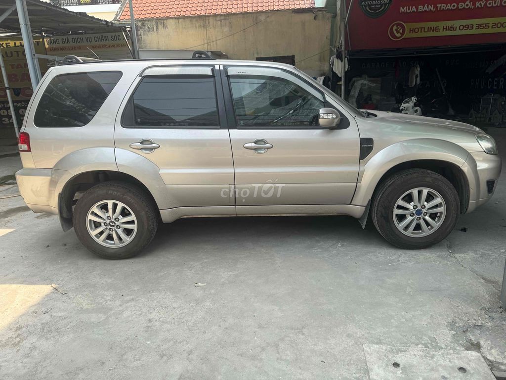 Ford Escape 2010 2.3 AT 4X2 - 96000 km