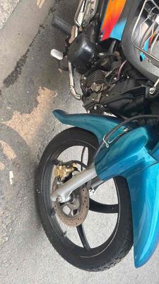 wave nhỏ xanh đen