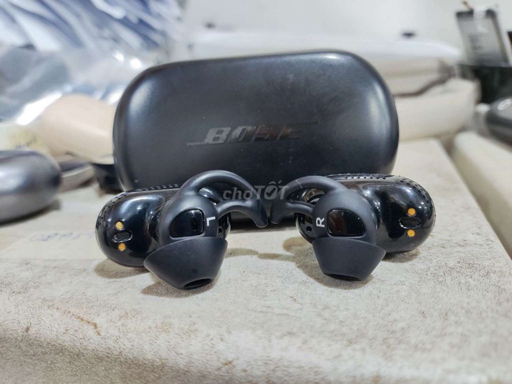 Tai Nghe Bose QuietComfort Earbuds: Chống ồn tốt. Mua bán Tivi, Âm thanh tại Quận 5 Tp Hồ Chí Minh được đăng bởi Cam Phu hình 4