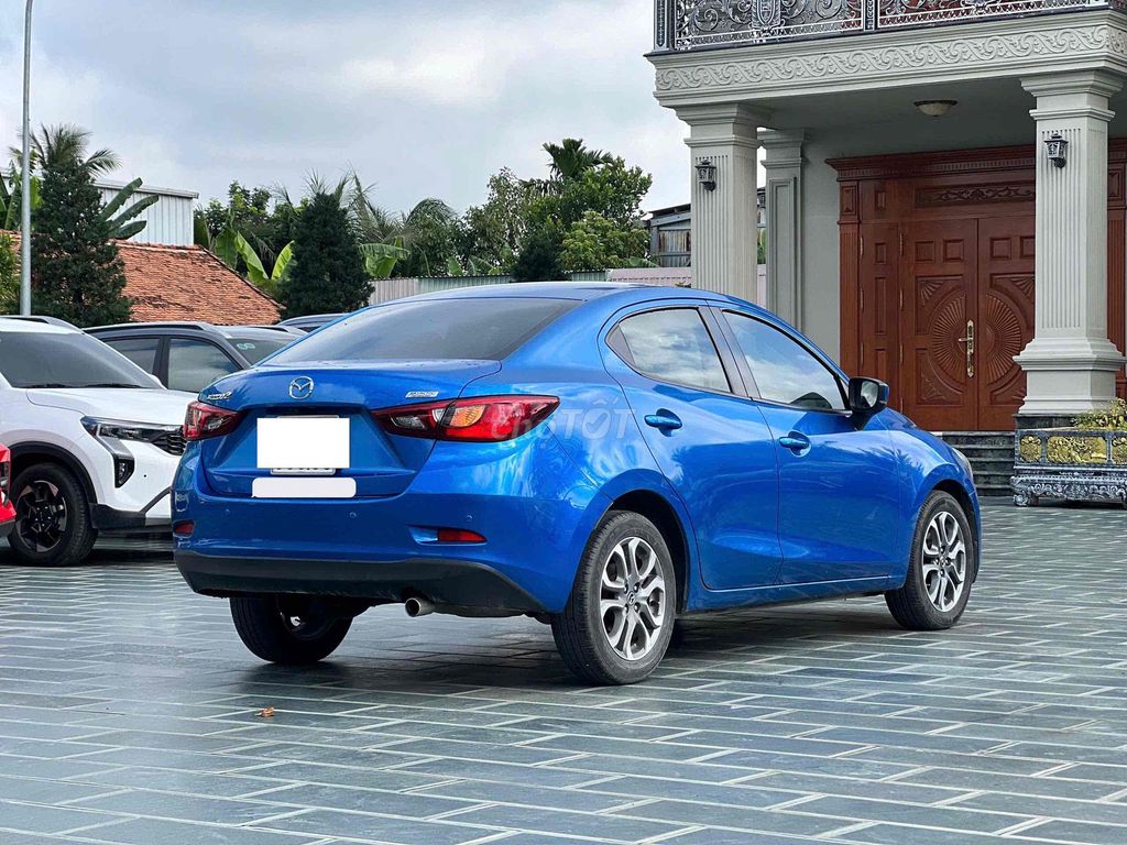 Mazda Mazda 2 2018 Синий 81000 км