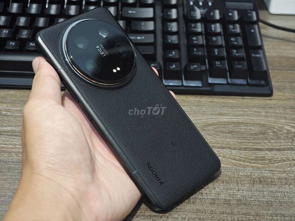 Xiaomi 14 Ultra 256GB Đen. Mua bán Điện thoại tại Huyện Long Hồ Vĩnh Long được đăng bởi Việt hình 1