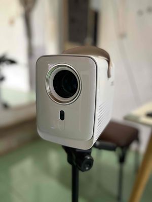 Máy Chiếu Mini BEECUBE Hệ Điều Hành Android. Mua bán Đồ dùng văn phòng tại Quận Bình Thạnh Tp Hồ Chí Minh được đăng bởi Chi Le