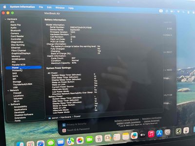 Apple MacBook Air M1 8GB/256GB Xám